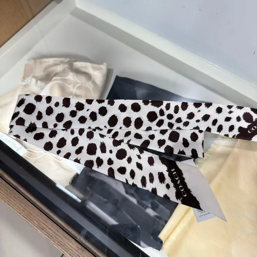 NEW‼️Coach Wild Spots Print Silk Skinny Scarf CFG36